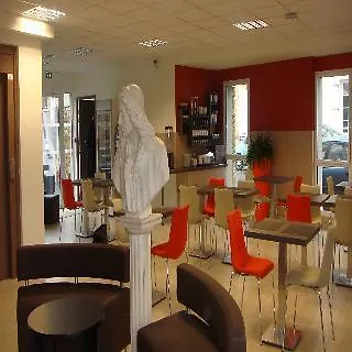 The Originals Access, Gare Hotel