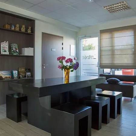 Ξενοδοχείο The Originals Access, Gare 2*