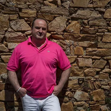 The Originals Access, Gare 2*