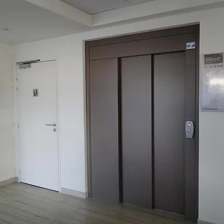 The Originals Access, Gare ホテル