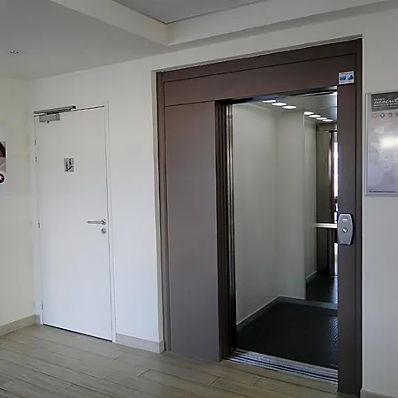 Hotel The Originals Access, Gare Cholet
