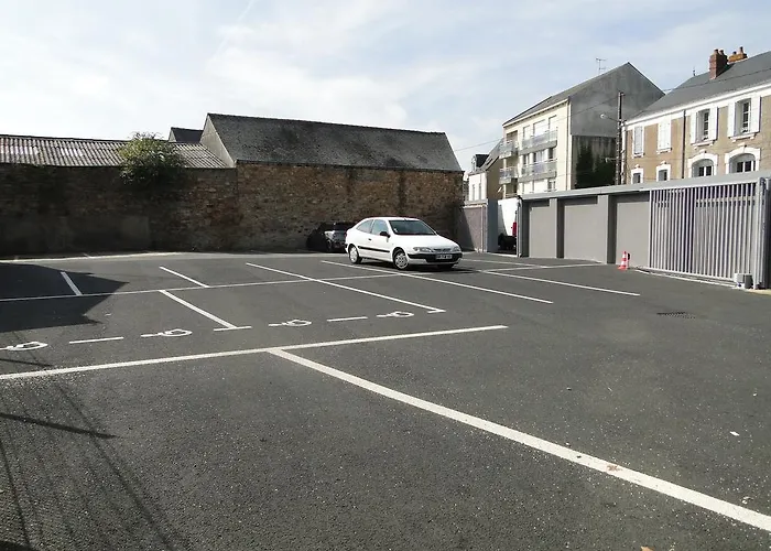 The Originals Access, Gare 호텔 2*