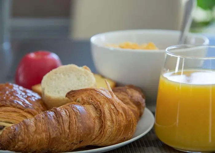 The Originals Access, Gare Cholet