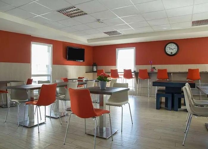 The Originals Access, Gare Hotel