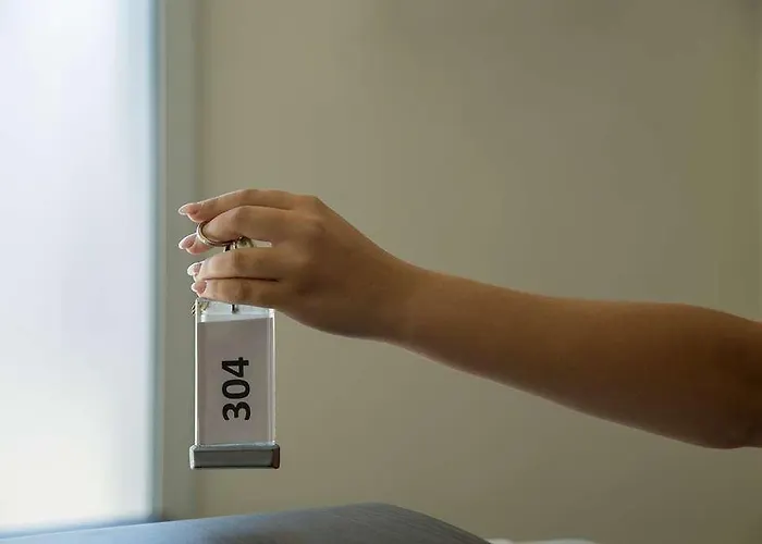 호텔 The Originals Access, Gare 2*