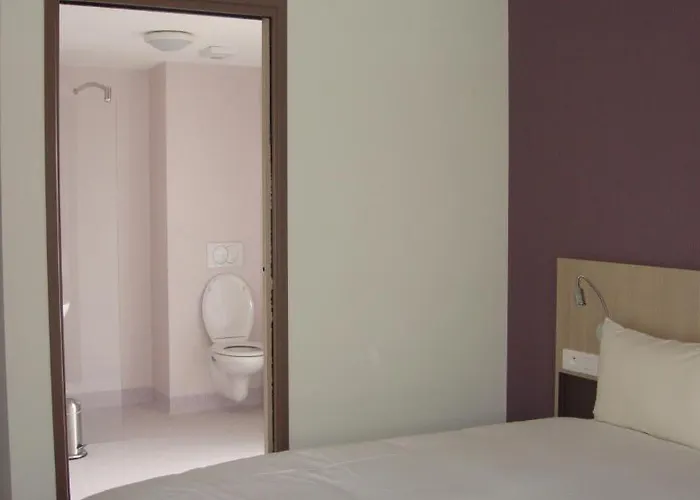 The Originals Access, Gare Hotel 2*